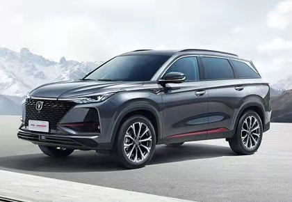 冬季開(kāi)車(chē)靜電多？蔚藍(lán)車(chē)服教你輕松消除靜電