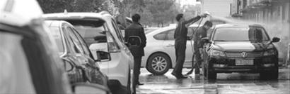 自己洗車不注意的幾大誤區(qū)，會(huì)讓“愛車”變“廢車”，你都知道嗎？ 